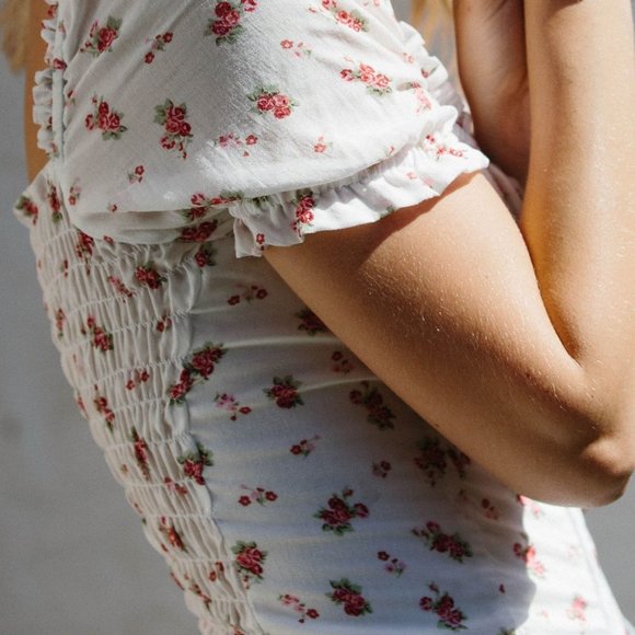 Summer Top | Floral - Picture 4 of 4